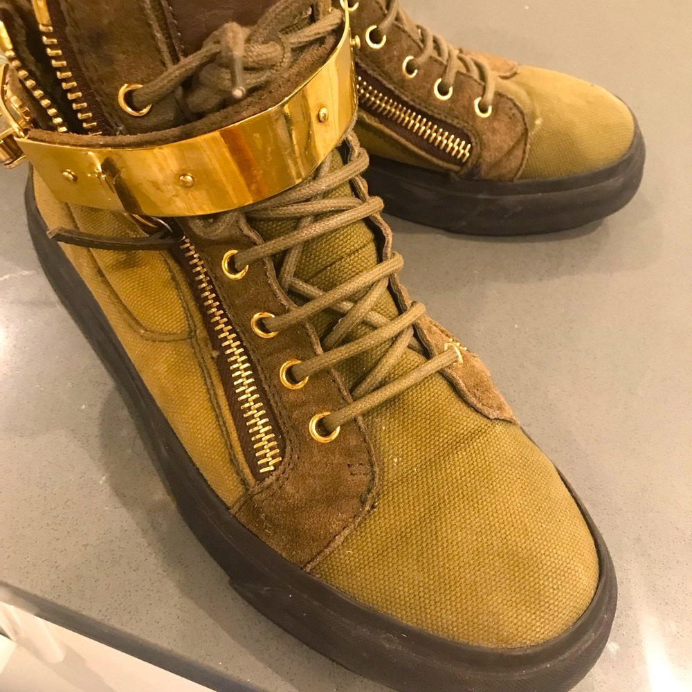 Giuseppe Zanotti Mens Us Size 7 (Vintage Fall 2015) Needs A New Home With Love